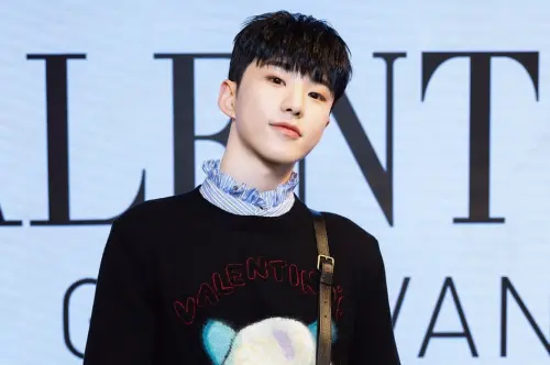 SEVENTEEN台粉留言秀國旗!Hoshi(如圖)回愛心讓陸粉一秒崩潰:快刪掉。(圖/Hoshi IG) ▲SEVENTEEN台粉留言秀國旗!Hoshi(如圖)回愛心讓陸粉一秒崩潰:快刪掉。(圖/Hoshi IG)