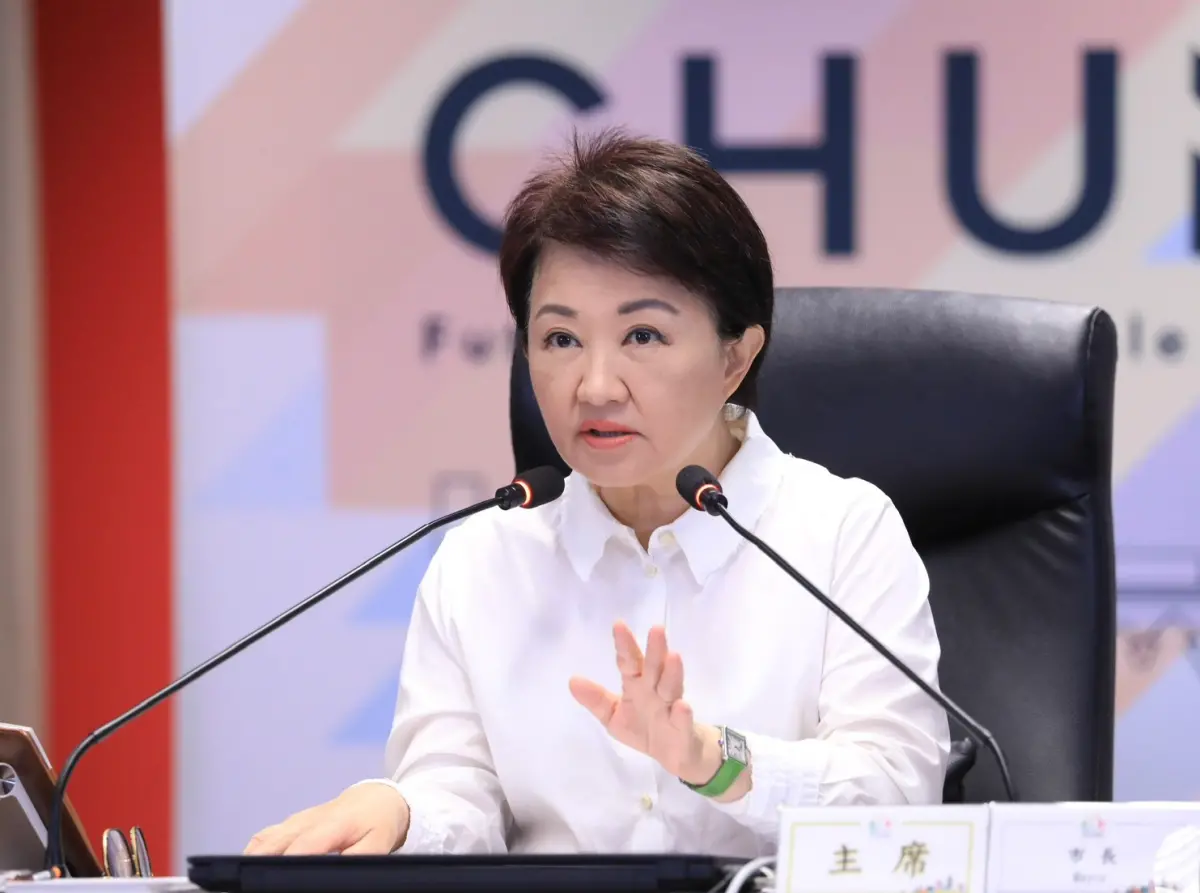 快訊／母雞救小雞拚了！盧秀燕明起為3子弟兵請假 投入反罷免