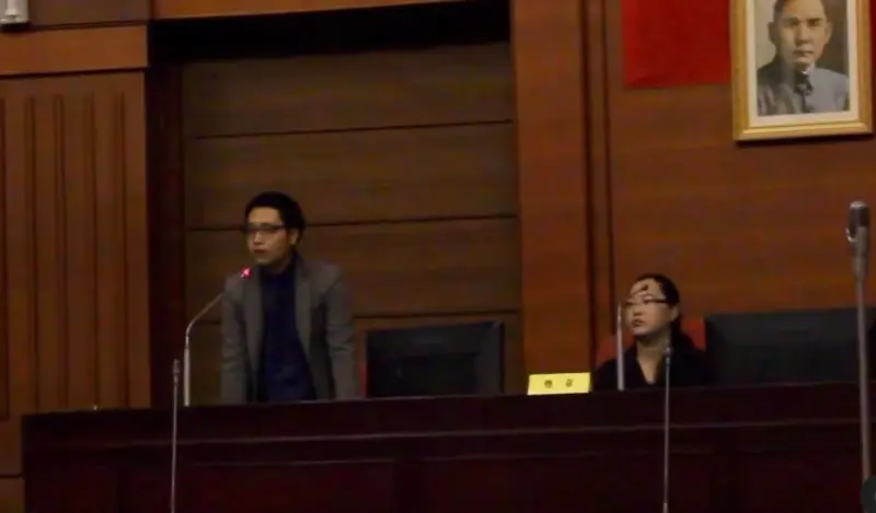 ▲羅廷瑋8年前擔任台中市第一屆青年事務審議會總召集人時，差點被罷免，當年的道歉影片今流出。（圖／溫佑宸提供，2025.07.23）