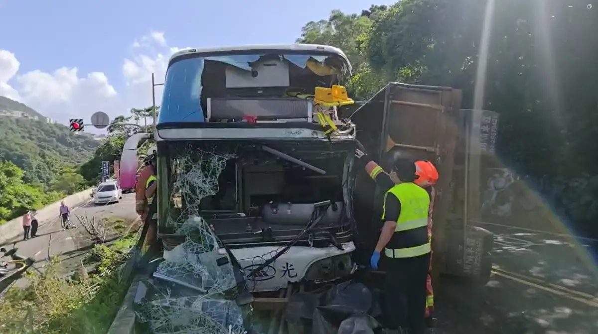 撞國光客運釀死傷 聯結車上個月剛檢驗完畢