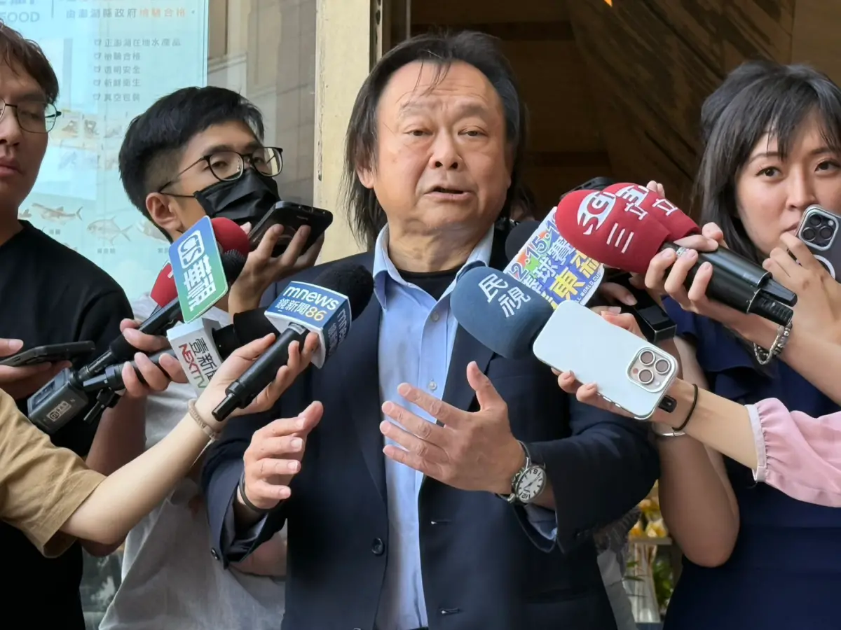 王世堅籲放棄823罷免被酸爆！林楚茵嗆：吃裡扒外就再見不送