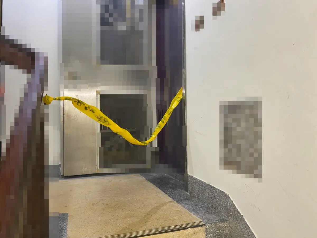 ▲新北汐止一對夫妻22日被發現陳屍家中，疑遭投資詐騙損失250萬元，是否因經濟壓力輕生，警方調查中。(圖／翻攝畫面)