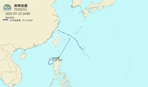 竹節草颱風預估路徑先往西南移動,然後出現大迴轉,持續朝日本沖繩方向前進。(圖/中央氣象署) ▲竹節草颱風預估路徑先往西南移動,然後出現大迴轉,持續朝日本沖繩方向前進。(圖/中央氣象署)
