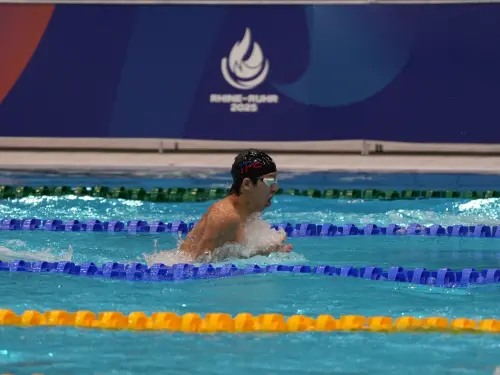 ▲對於年輕的劉景閎來說，這是他首次參加世大運，也是第一次和王冠閎、莊沐倫這樣的資深選手同場配合。他謙虛地表示：「這次是我第一次參加世大運，也是第一次和兩位學長搭配。這次的國際賽讓我意識到自己與國際水準還有一些差距，尤其是在秒數上，這也提醒我回去後要更加努力。」（圖／大專體總提供）