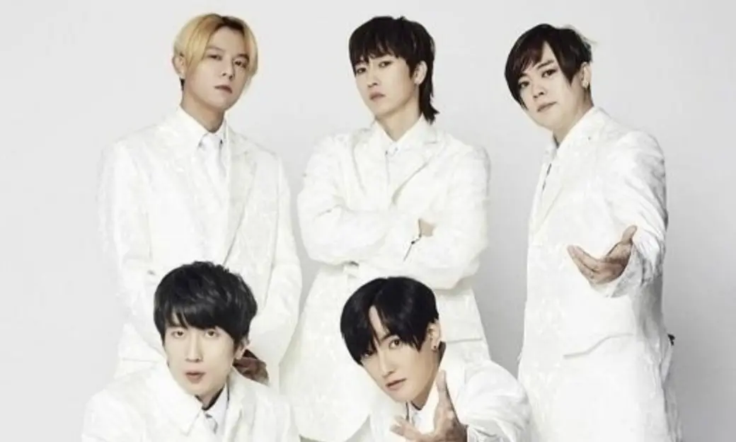 韓國初代偶像H.O.T.回來了！「時隔6年再次合體」出道紀念日開唱
