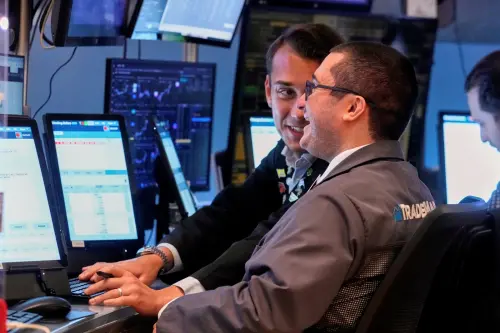 美股開盤反彈！美光強勢飆7%　記憶體回檔一天再度發車
