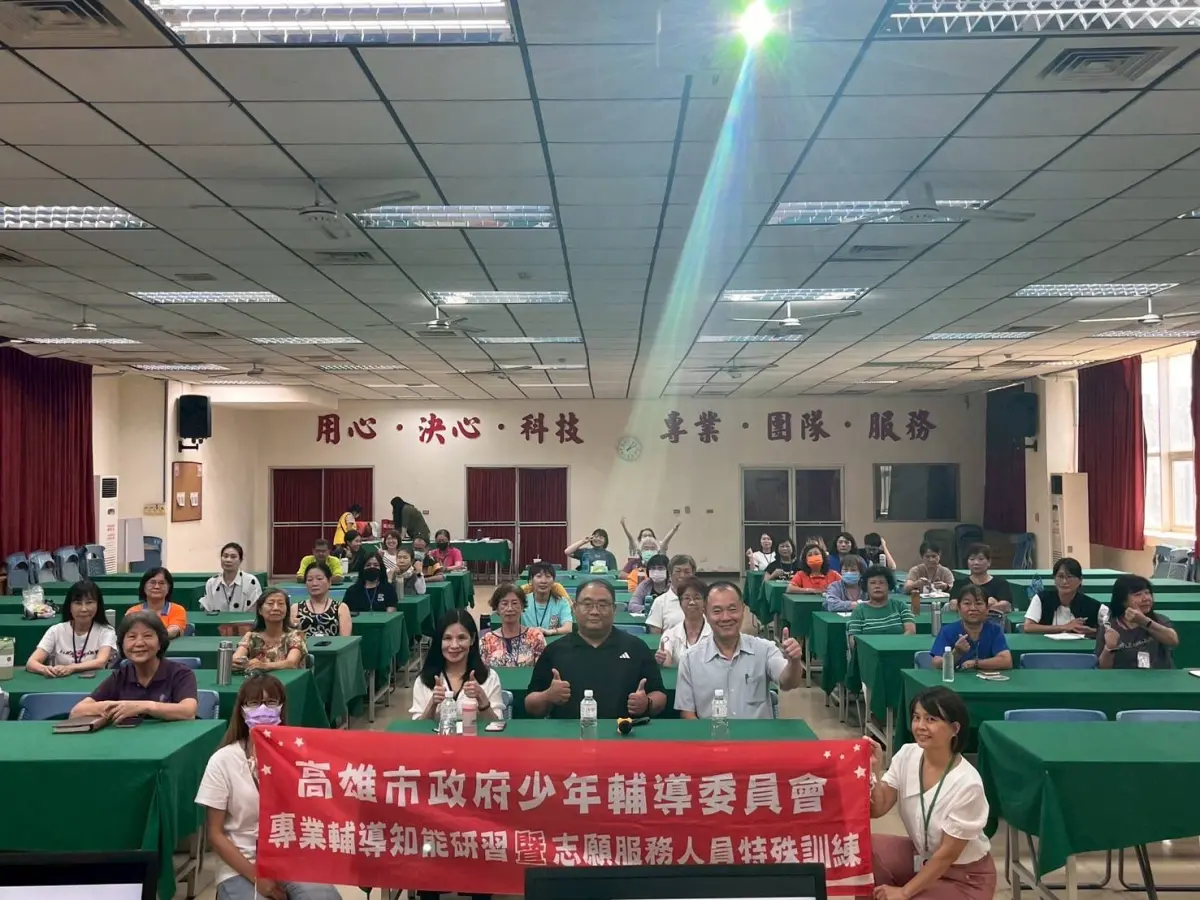 ▲面對數位性暴力以及兒數位暴力守護青年學子，高市少年隊辦理知能研習訓練 。（圖／高市少年警察隊提供）