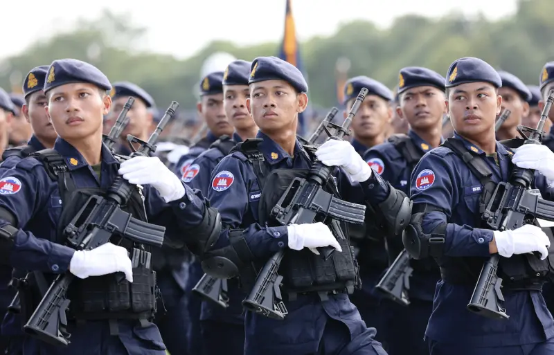 軍力虛張聲勢難掩現實！柬埔寨對泰國強硬　卻只能「靠中國撐場」