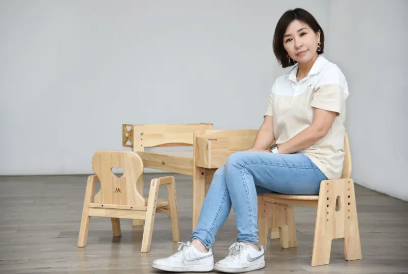 特企／不只設計家具　更設計孩子的自信人生　破億募資背後的母愛