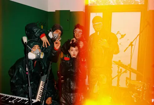 ▲郭采潔（中）對於睽違10年回台北開唱，心情十分激動。（圖／PIPE Live Music提供）