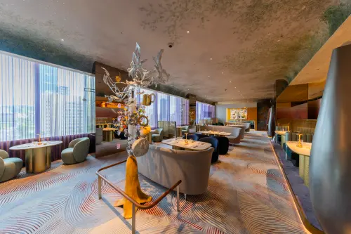 星巴克7/25買1送1!Dream Plaza江振誠套餐 菜單價格、訂位一覽 ▲神秘的「尊榮體驗區Siren's Lounge」可享高規格奢華禮遇。(圖/星巴克提供)