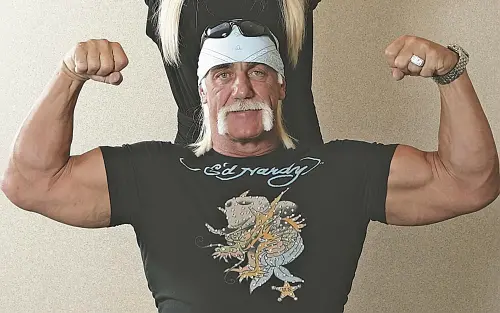 美國摔角傳奇人物Hulk Hogan(本名Terry Gene Bollea)已於美國時間7月25日上午因心臟驟停逝世,享壽71歲。 ▲美國摔角傳奇人物Hulk Hogan(本名Terry Gene Bollea)已於美國時間7月25日上午因心臟驟停逝世,享壽71歲。(圖/美聯社/達志影像)