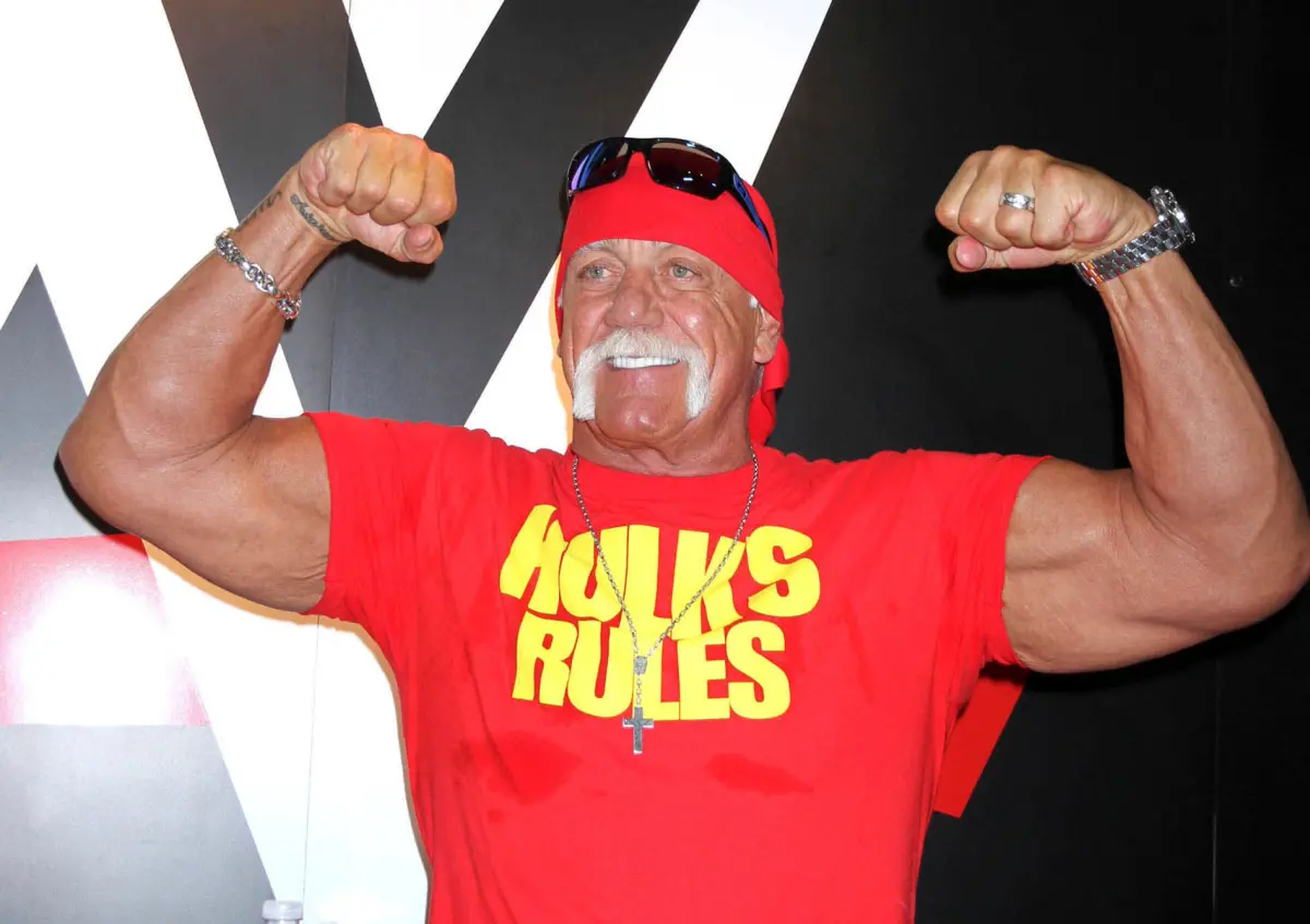 誰是Hulk Hogan？曾創WWE史上「最經典的一幕」 川普也是其鐵粉