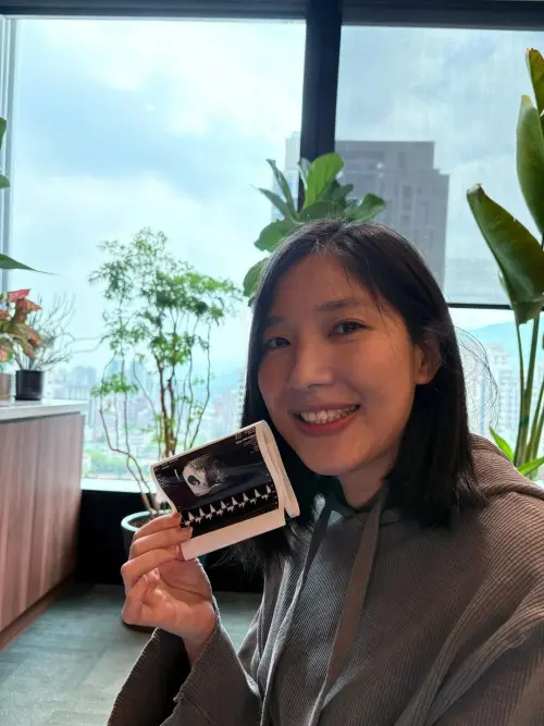 ▲最美口譯官Sandra宣布懷孕。(圖/翻攝自Sandra IG) ▲最美口譯官Sandra宣布懷孕。(圖/翻攝自Sandra IG)