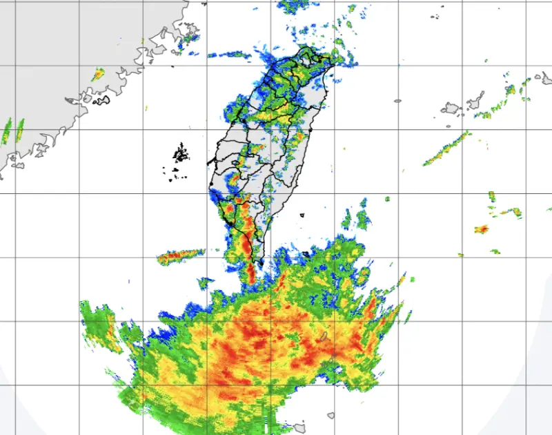 快訊／下班注意！北北基桃、高屏16縣市「豪雨特報」　恐下到明晨