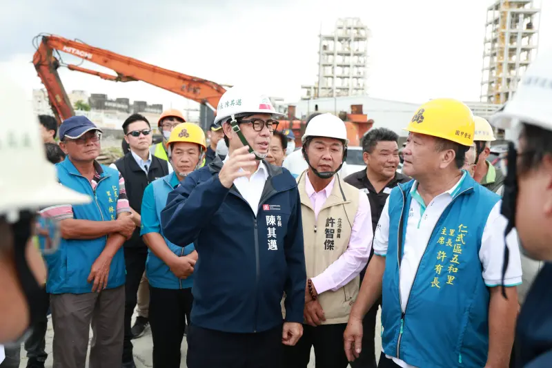 ▲面對明天即將到來的大罷免投票，高雄市長陳其邁今天喊話臺灣需要一個正常的國會。(圖／高市府提供)