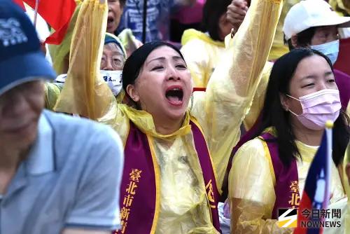 ▲國民黨725凱道「不同意罷免」選前之夜。(圖/記者朱永強攝,2025.07.25) ▲國民黨725凱道「不同意罷免」選前之夜。(圖/記者朱永強攝,2025.07.25)