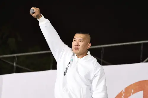 ▲館長陳之漢今（25）晚凱道助講反罷免。（圖／記者朱永強攝，2025.07.25）