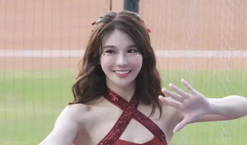 ▲樂天女孩琳妲在大學時曾在火鍋店半工半讀，還因長線甜美吸引不少學生前來用餐。（圖／琳妲 IG ＠linda831212）