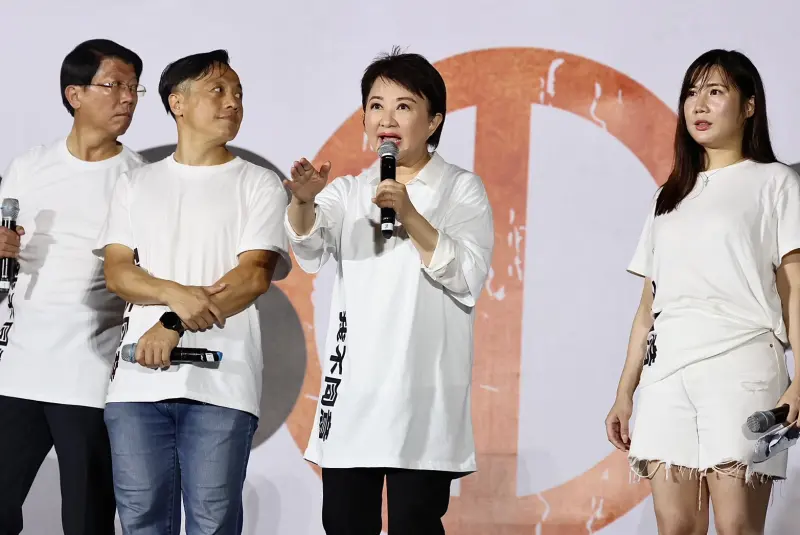 ▲台中市長盧秀燕今（25）晚在凱道反罷免。（圖／記者朱永強攝，2025.07.25）