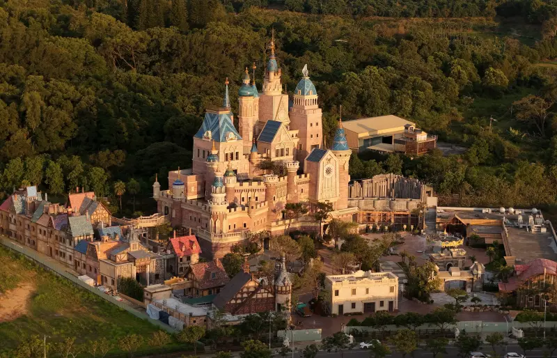 ▲被稱為「台版迪士尼城堡」的「歐樂沃築夢城堡」8月1日要試營運了，佔地達4100坪，打造「瑪雅物語」、「築夢城堡」、「普羅旺斯小鎮」等三大主題。本文整理亮點、門票、交通等資訊一次看。（圖／歐樂沃築夢城堡提供）