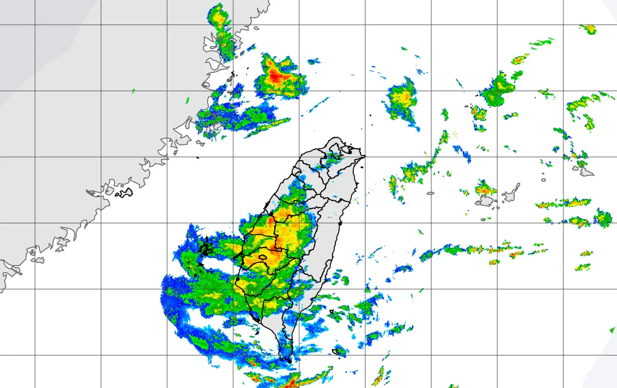 ▲罷免投票日一次看！中央氣象署一早針對中南部發布豪雨特報，民眾今日外出記得攜帶雨具，氣象專家則提醒，今起連7天台灣天氣不穩定，有機會出現小範圍劇烈天氣。（圖／中央氣象署）