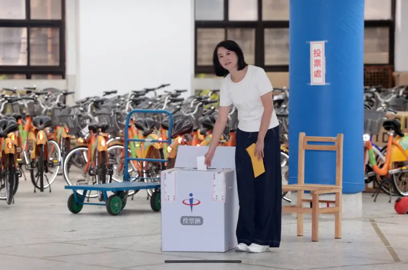▲王鴻薇感謝家人這段期間都給予很多鼓勵，「常常我很晚回去的時候，都會給我一抱抱，讓我放鬆心情，所以家庭還是我最大的支柱。」（圖／記者鍾泓良攝影）