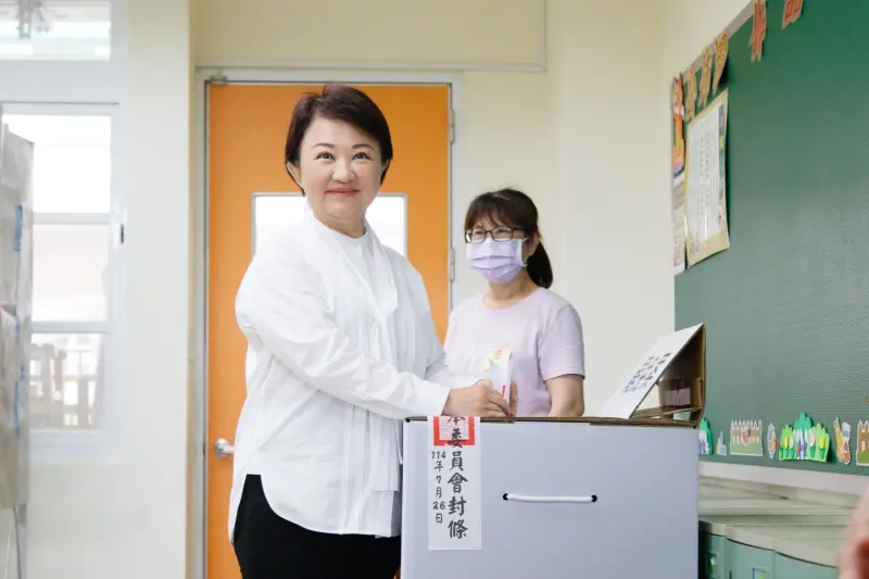 726大罷免／台中三子全挺過罷免　盧秀燕特別致謝民眾黨、小草們