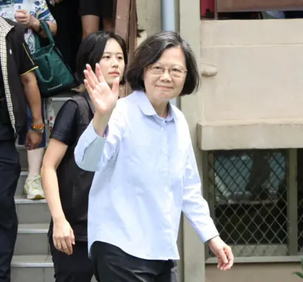 蔡英文喊團結：繼續支持賴清德