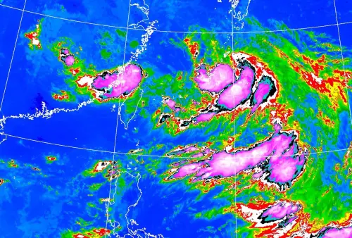 台灣東北方外海有一新的熱帶擾動91W即將生成,有增強為颱風的可能。(圖/中央氣象署) ▲台灣東北方外海有一新的熱帶擾動91W即將生成,有增強為颱風的可能。(圖/中央氣象署)