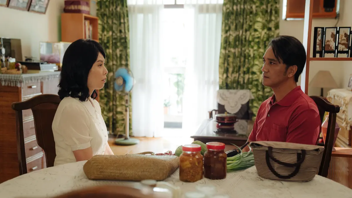 ▲《我們六個》天心（左）飾演馬志翔（右）的盲妻，答應和小三同住，結果卻釀下人倫慘案，該劇也是改編自真實社會案件。（圖／大愛提供）