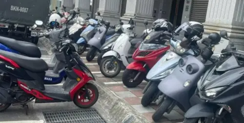 ▲新北市蘆洲傳出針頭傷人事件，有一名女子23日前往長榮路323號牽車時，竟然有人在機車坐墊上放針頭，導致她臀部受傷。(圖／翻攝畫面)