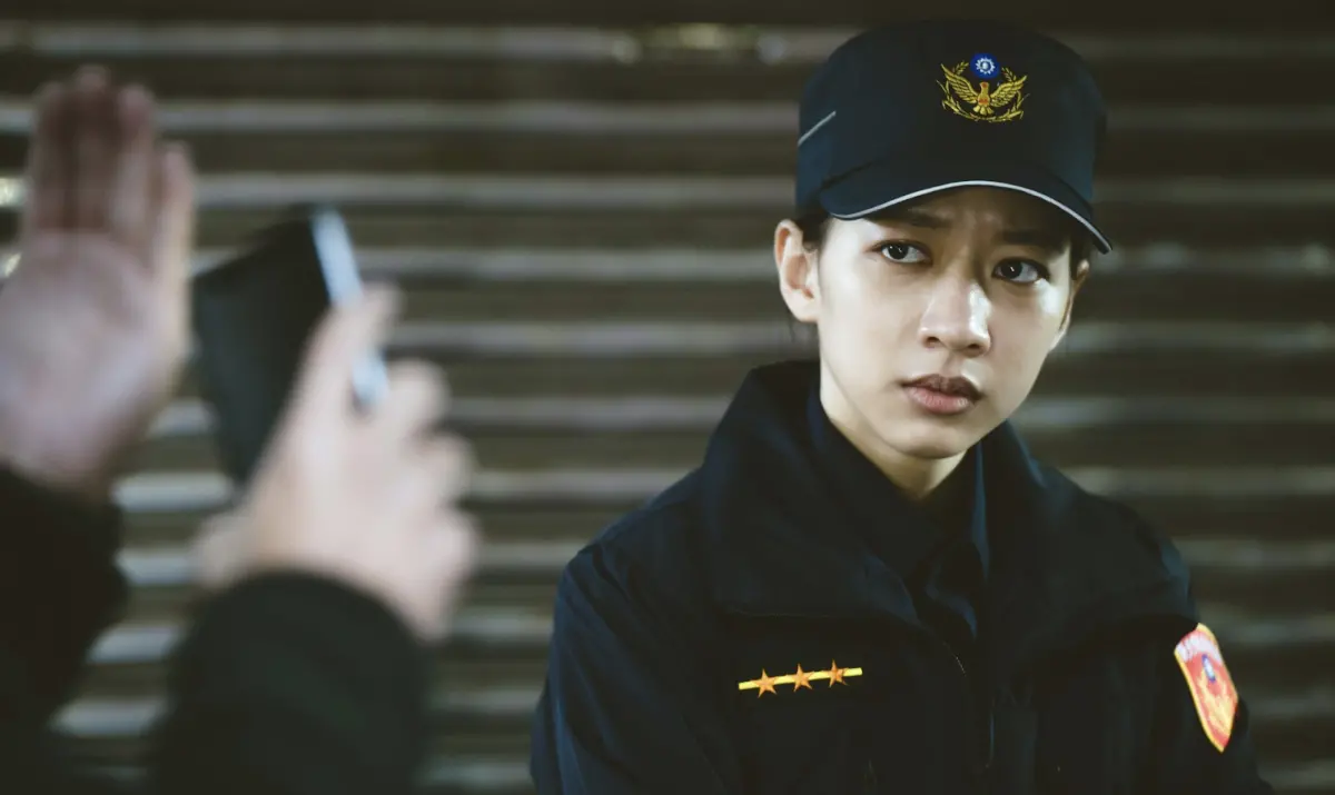 ▲藝人陳妤面對過往與同性交往的戀情，曾表示「在感情裡，性別不是我考慮的點」，並於近日分享公開回應此事表示：「那時剛好是同婚通過，覺得自己也出了一份力」。（圖／台語台提供）