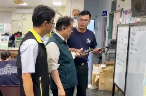 ▲黃偉哲也提醒，今日入夜可能出現短延時強降雨，請市民持續關注氣象資訊並提高警覺。（圖／南市府提供）