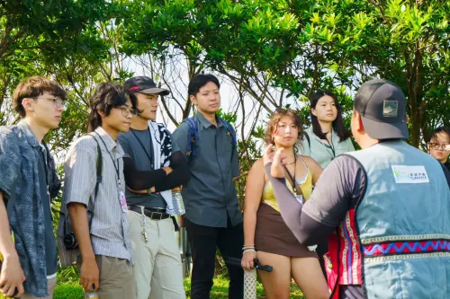 吸引來自全國各地的百位青年、返鄉青農、科技業者與地方創生團隊齊聚一堂 ▲吸引來自全國各地的百位青年、返鄉青農、科技業者與地方創生團隊齊聚一堂。(圖/屏東縣府提供)