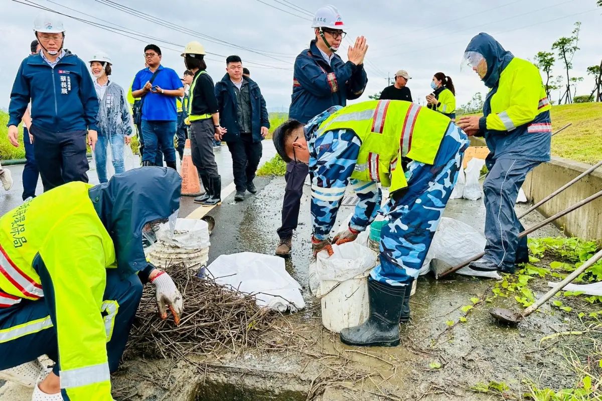 高雄六龜土石流、桃源大規模崩塌警戒！市府嚴陣以待 38人全撤離