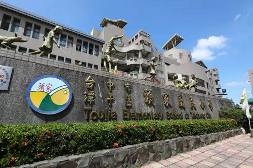 ▲「聚佳豐美」掌握了「完全學區」的優勢，圖為熱門學區潭子頭家國民小學。（圖／業者提供）