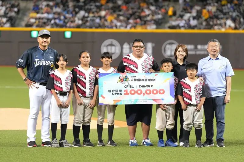 中職／TAIWAN服飾全台熱銷一空！廠商「捐出400萬」回饋基層計畫
