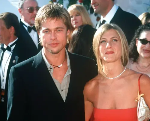 ▲布萊德彼特（左）與珍妮佛安妮絲頓（右）在很多觀眾眼中是金童玉女，但卻被他的舊愛葛妮絲派特洛評為「他挑女友的品味很差」。（圖／美聯社／達志影像）