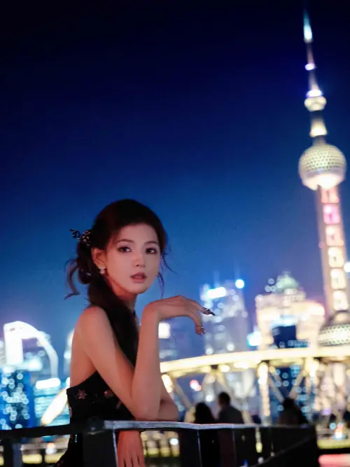 ▲張予曦在《乘風2024》中憑藉精彩舞台表演跟甜美外型翻紅。（圖／翻攝自張予曦微博）