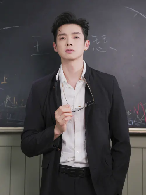 ▲辰亦儒用行動證明他不只會演戲，也會賣貨。（圖／翻攝自辰亦儒微博）