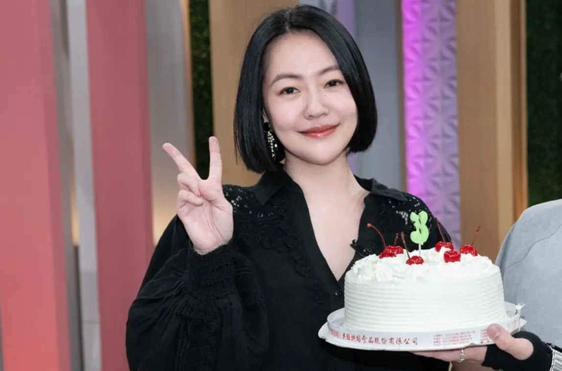 ▲藝人小S（徐熙娣；如圖）今（8）日傳出回歸主持第60屆金鐘獎，且會在典禮上緬懷大S，對此《NOWNEWS今日新聞》記者求證小S方面，其經紀人回覆「目前沒有收到邀請。」（圖／小姐不熙娣粉專）