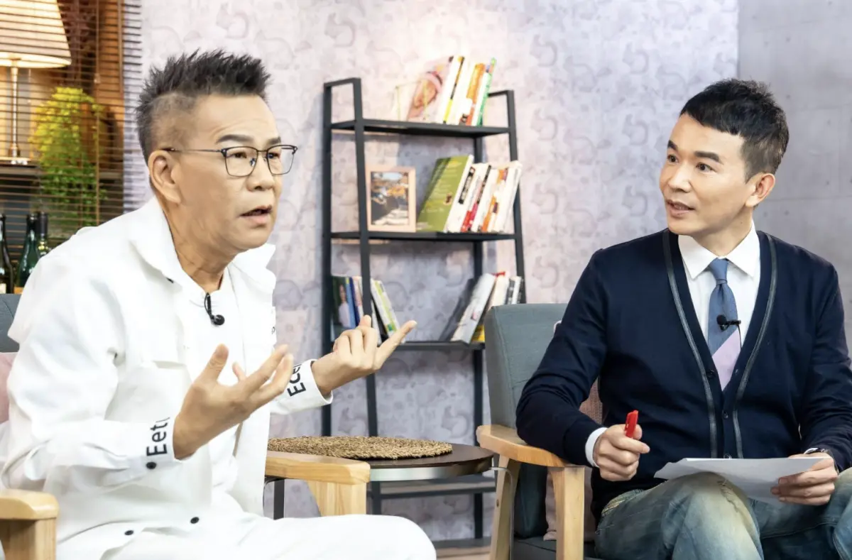 ▲沈玉琳（左）為了家人積極鏟肉，10個月就瘦17公斤，直呼女兒還小「我得活久一點」。（圖／TVBS）