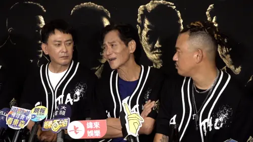 ▲王識賢（左起）、喜翔、白吉勝搶先試吃《角頭》聯名餐廳的菜色，看到精美食材已經垂涎欲滴。（圖／記者朱永強攝）