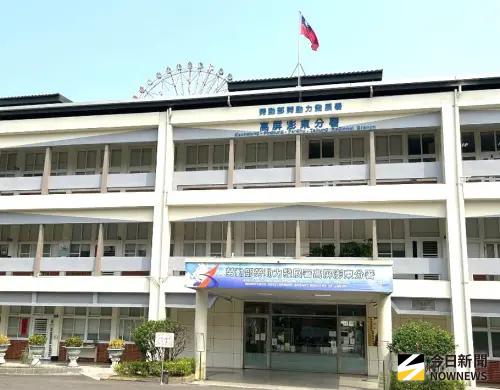 ▲勞動力發展署高屏澎東分署推出職能培訓課程。(資料照／記者黃守作攝)