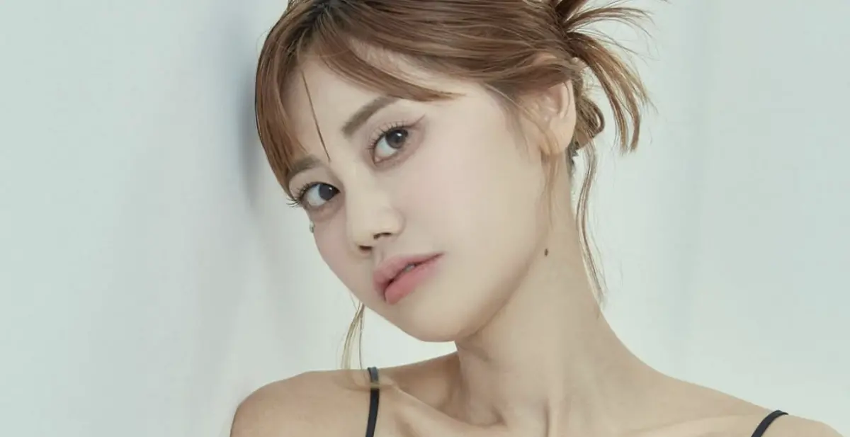 ▲前啦啦隊女孩豆芽（如圖）今（29）日宣布接任台中連莊啦啦隊總監一職，回首過往，她曾一手打造的啦啦隊被整碗端走，還歷經剛上任經理人球團團滅等事件，如今東山再起，粉絲獻上祝福。（圖／IG sandy_doya）