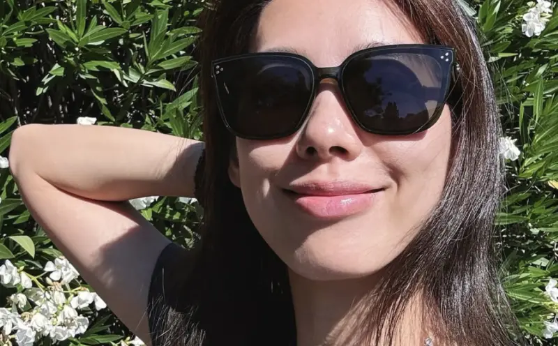林可彤悄離開台灣!宣布1家4口定居美國 威脅兒子不讀書就腿打斷 ▲女星林可彤今(29)日宣布一家四口移居到了美國加州,為了讓小孩能在好環境下學習長大,對此她也開玩笑跟老公說:「如果小孩不認真讀書腿就打斷。」(圖/林可彤IG)