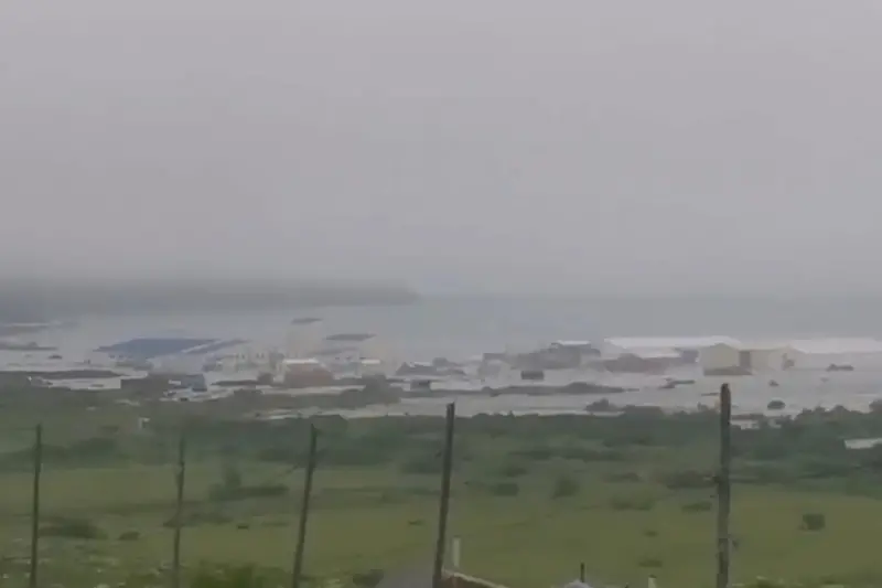 俄羅斯8.8地震「首波海嘯襲千島群島」海鮮加工廠遭淹沒