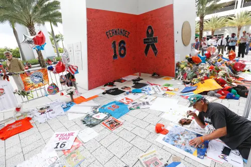 ▲費南德茲的離開令球迷感到相當不捨。（圖／美聯社／達志影像）