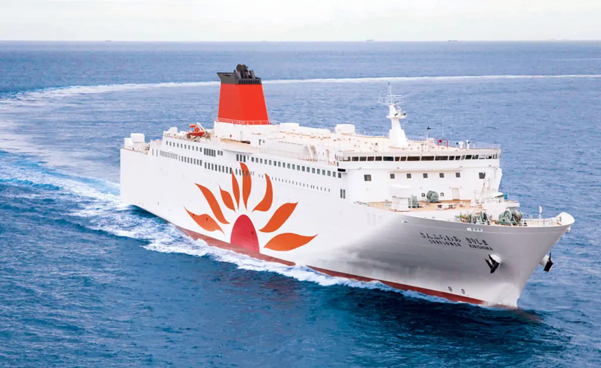 ▲林氏璧在日本時間昨（29）日晚間19點45分，搭乘從茨城縣大洗港到北海道苫小牧港的「三井向日葵號」。（示意圖／三井向日葵官網）